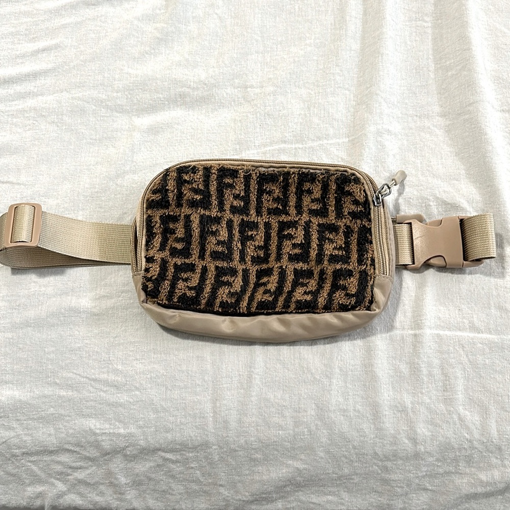 Knock off fanny pack